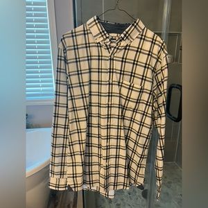 Men’s Express Patterned Button Down Long Sleeve